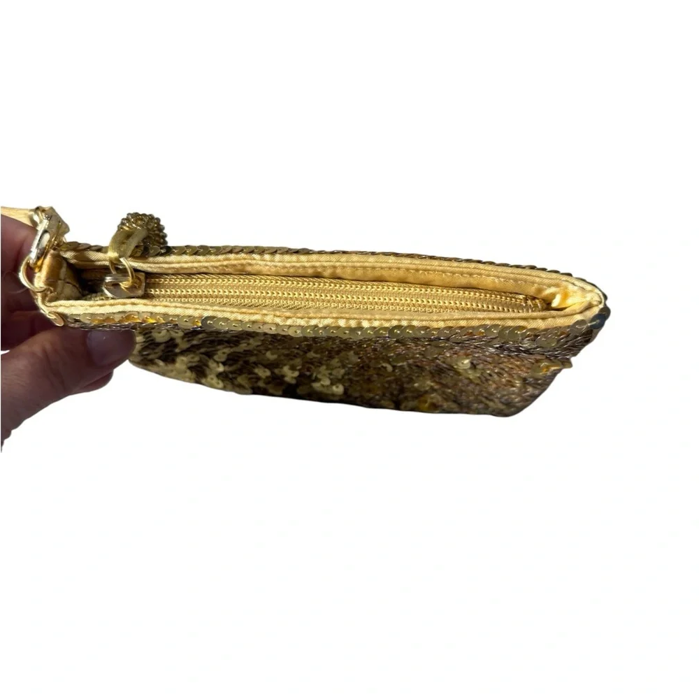 Indeed Gold Sequin Wristlet‎ Small